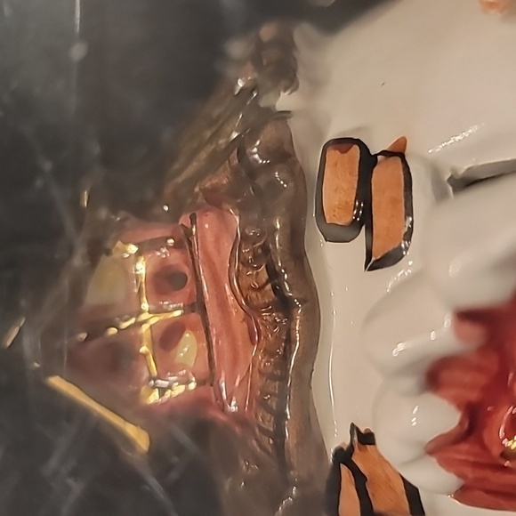 0366. NIB ~ CHRISTMAS 🎄 DAZZEL ❤️Beautiful Collectable! - Picture 5 of 5